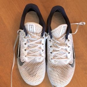 Nike Metcon men’s training shoe size 10.5 (in good condition)